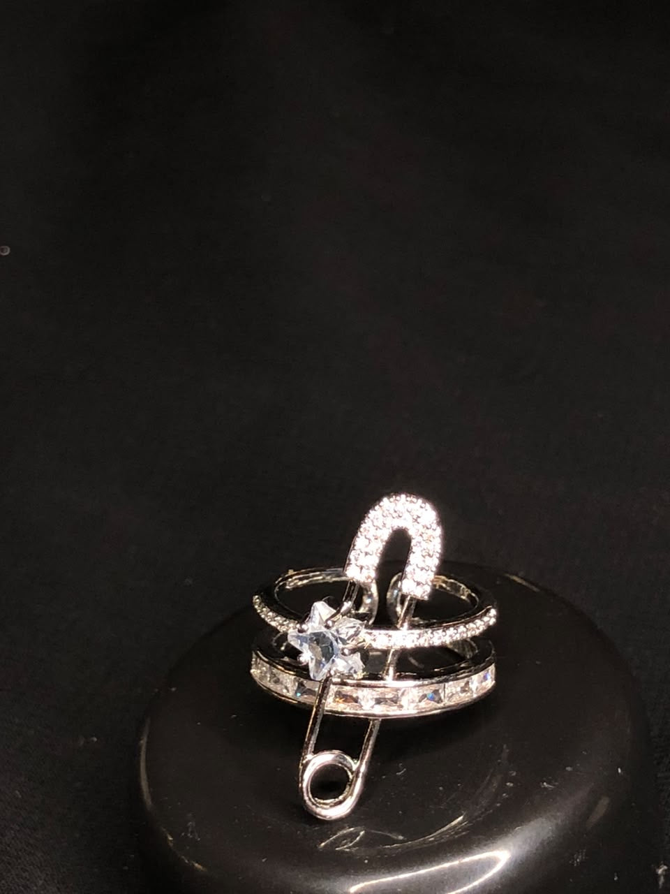 Women’s Alloy Electroplated Ring – Elegant Fashion Statement Ring