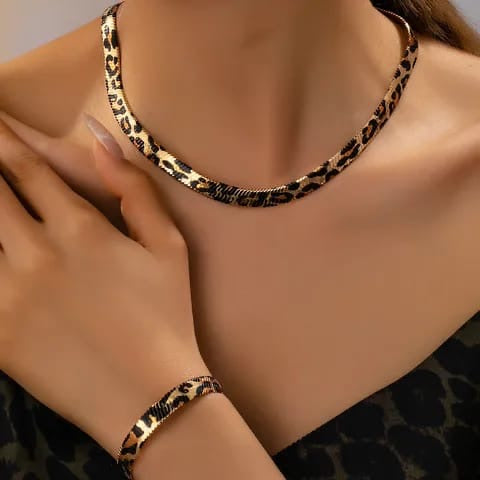 Leopard Print Jewelry Set – Stylish Animal Print Fashion Accessories