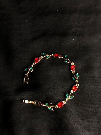 New Style Flower Bracelet – Elegant Floral Bracelet for Women